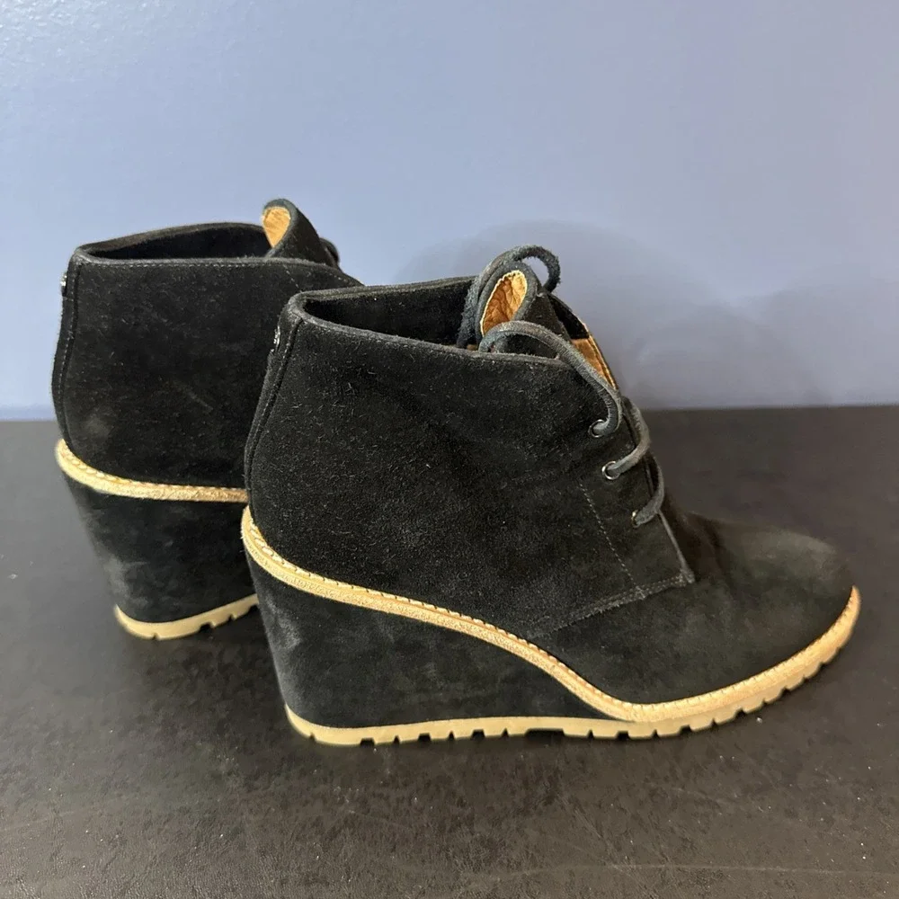 Coach product pair